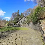 The Stables * 安布尔塞德