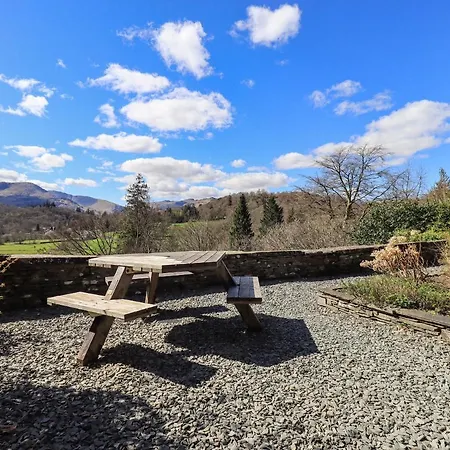 The Stables * 安布尔塞德